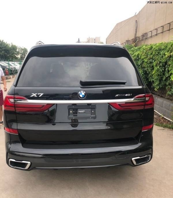 2019款宝马X7六座加规版豪华SUV配置解析