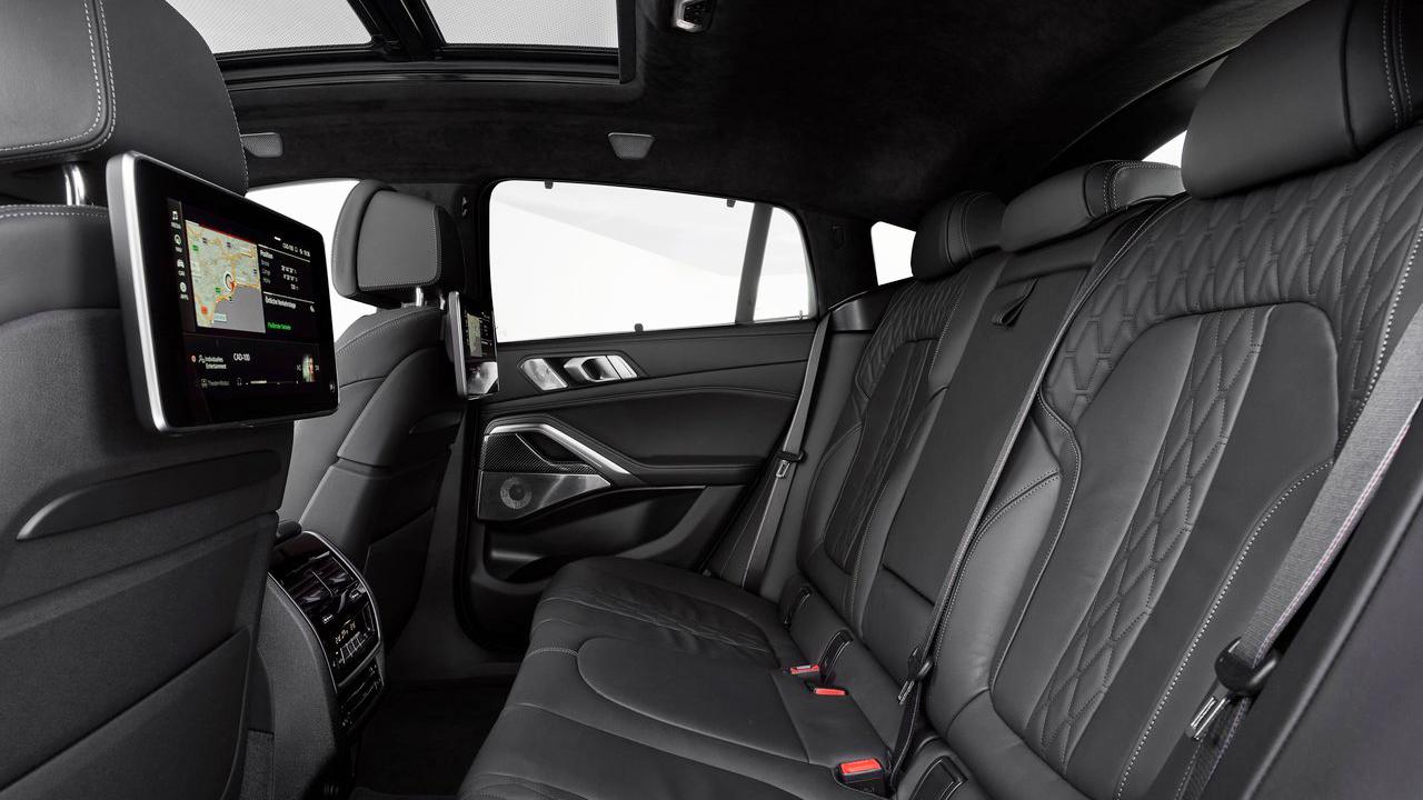 全新宝马X6发布，“轿跑SUV发明者”为啥5年就换代？